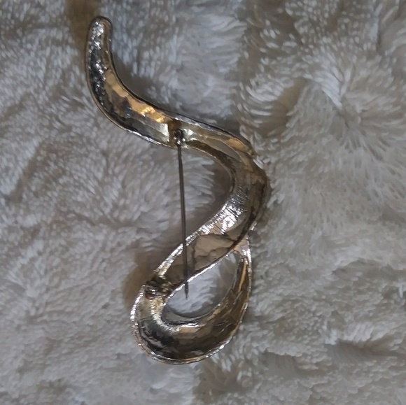 Vintage Silver Plated Brooch🌷 - Picture 3 of 5